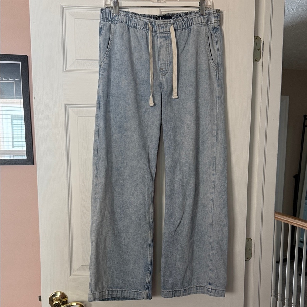 High Rise Pull-On Wide-Leg Jeans